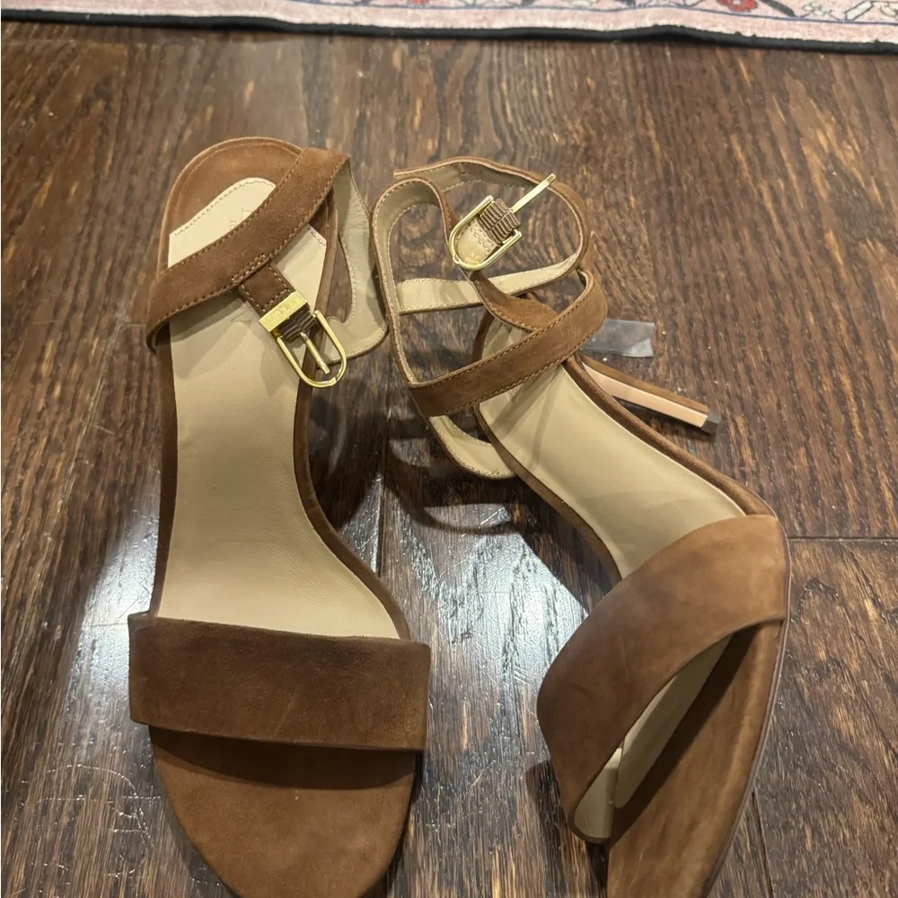 Ralph Lauren Tan Suede Heels never worn - Picture 3 of 5